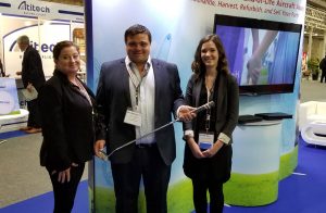 Paul White of Leki Aviation is presented with his golf club at the Aventure Aviation booth a the Dublin Aviation Summit 2017
